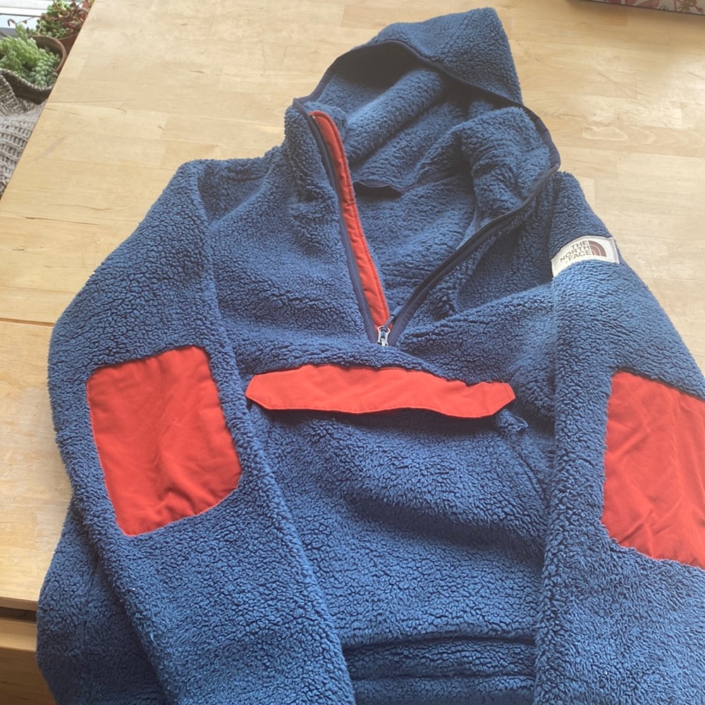 North face teddy bear pullover